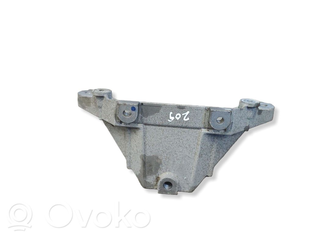 Gearbox mounting bracket   7137238,10060411