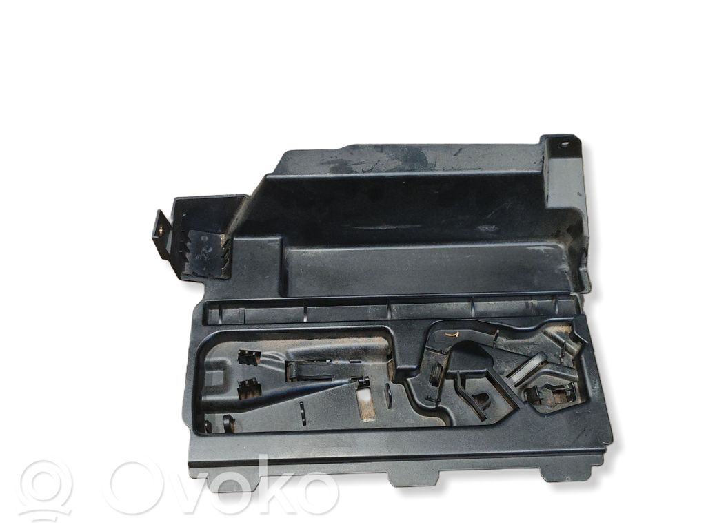 BMW 3 E90 E91 Alte elemente acoperire portbagaj 