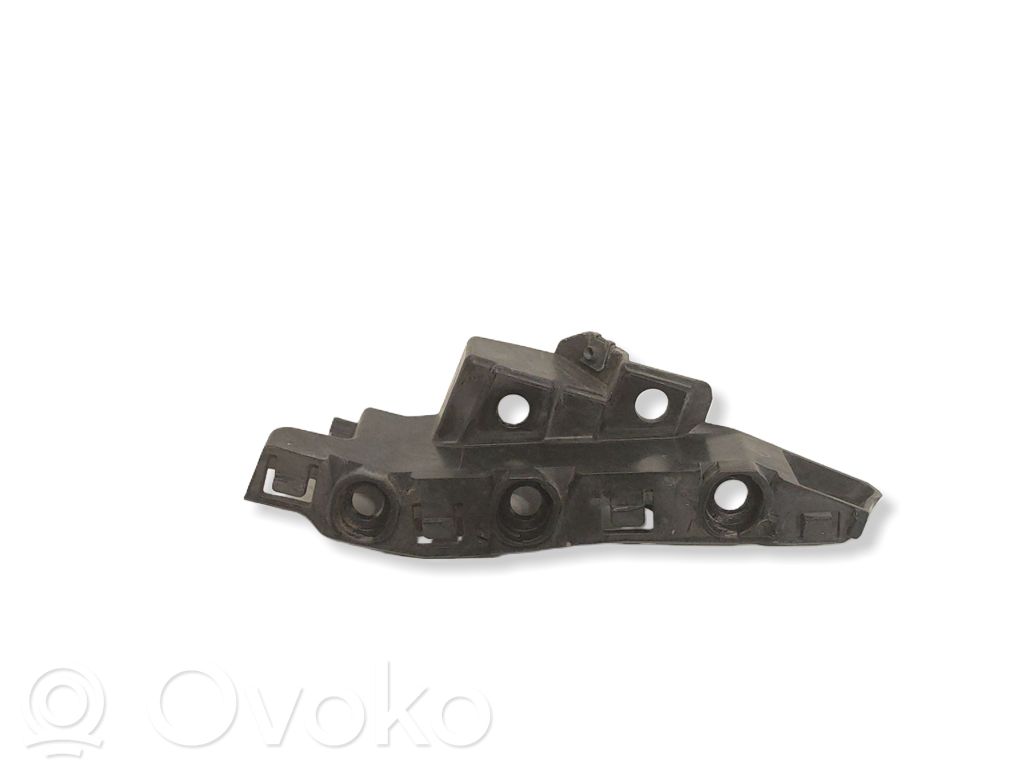 Audi Q7 4M Front bumper mounting bracket 