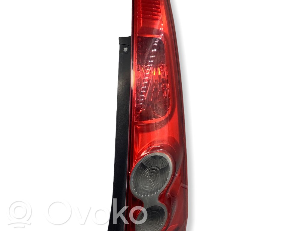 Ford Fiesta Galinis žibintas kėbule 