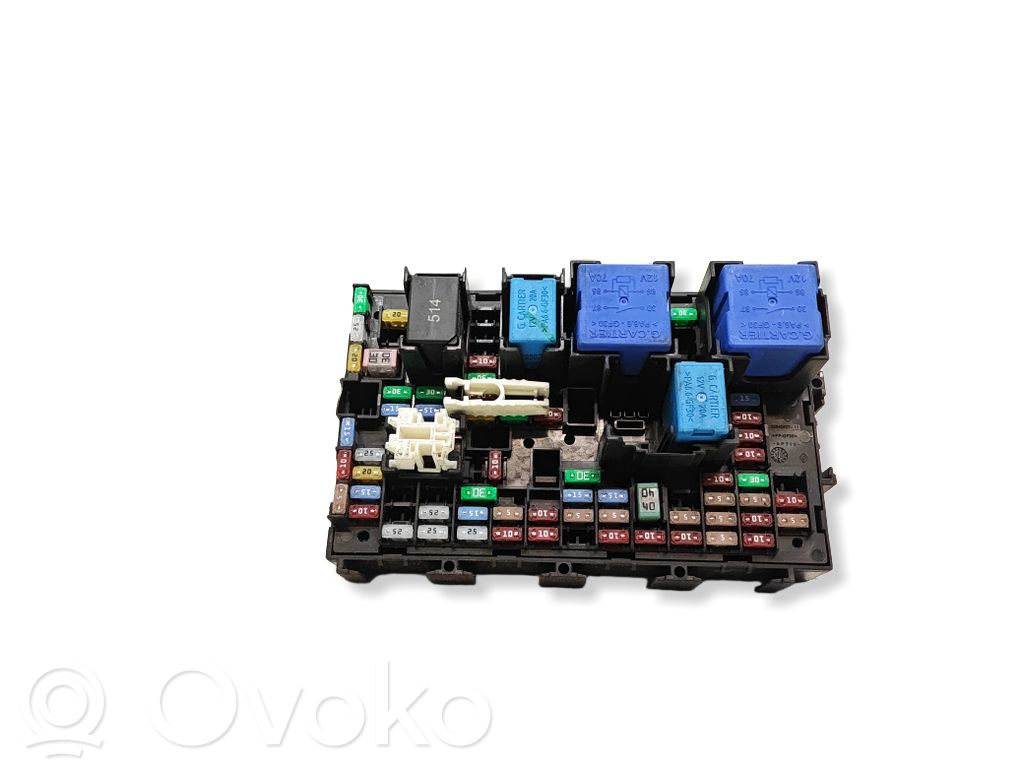 Renault Captur II Fuse module 