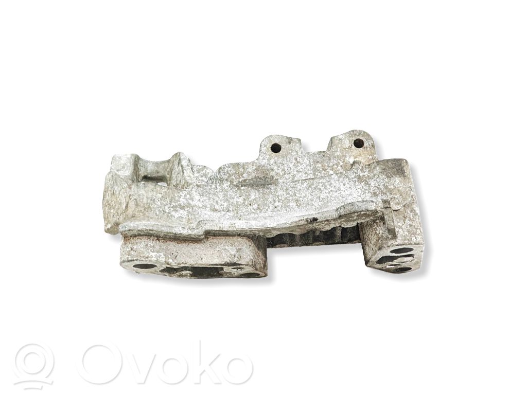 Ford Grand C-MAX Engine mounting bracket 