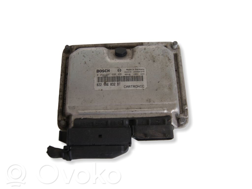 Engine control unit/module   1039S01279,022906032BT,0261207696