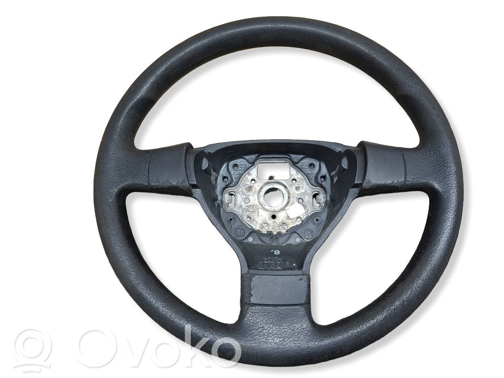 Volkswagen Caddy Ohjauspyörä 