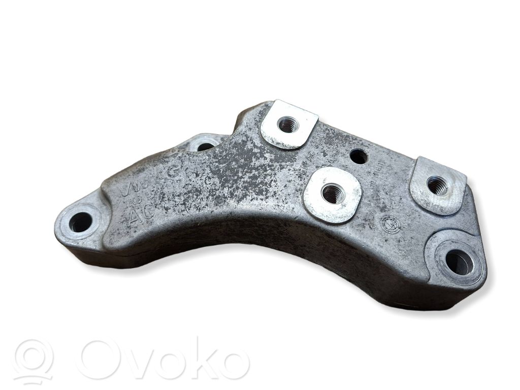 Volkswagen Golf V Gearbox mounting bracket 