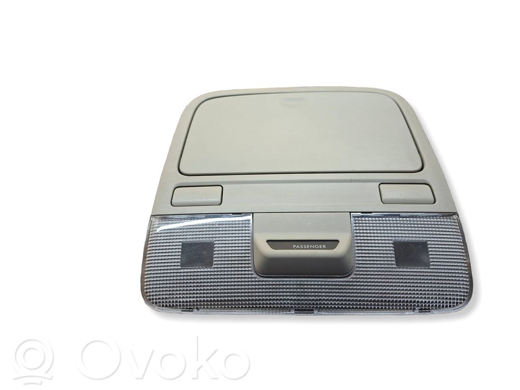 Subaru Outback Front seat light 