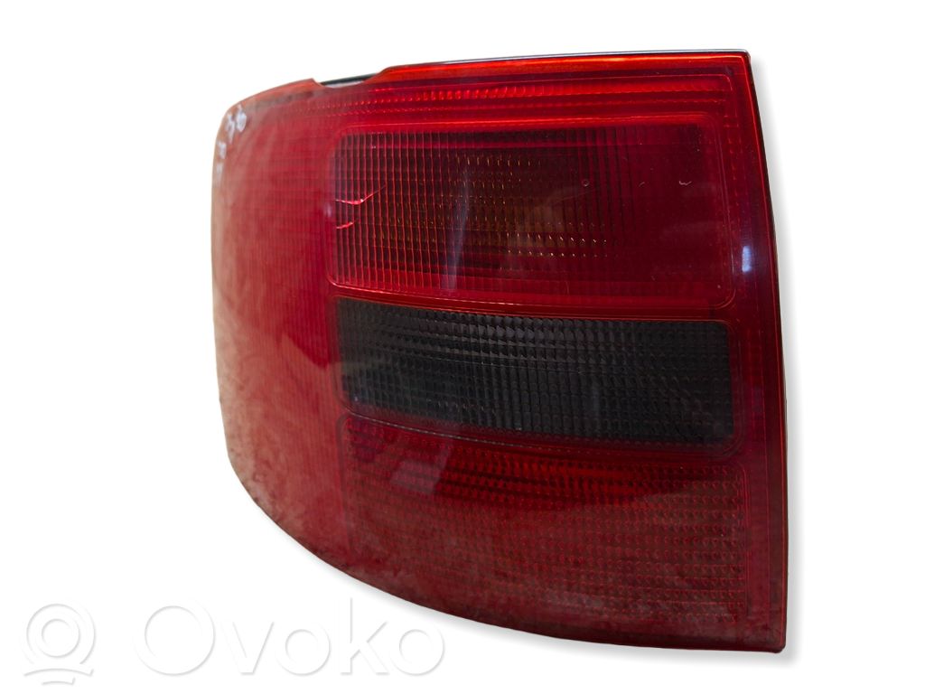 Audi A6 S6 C5 4B Lampa tylna 