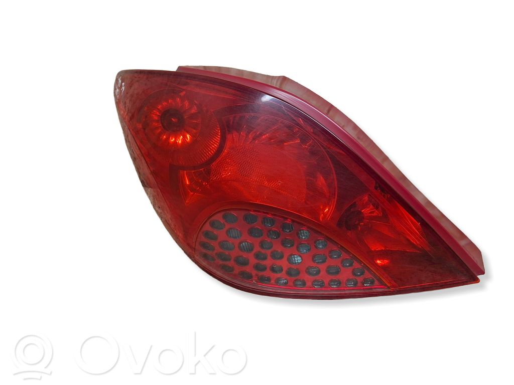 Peugeot 207 Galinis žibintas kėbule 