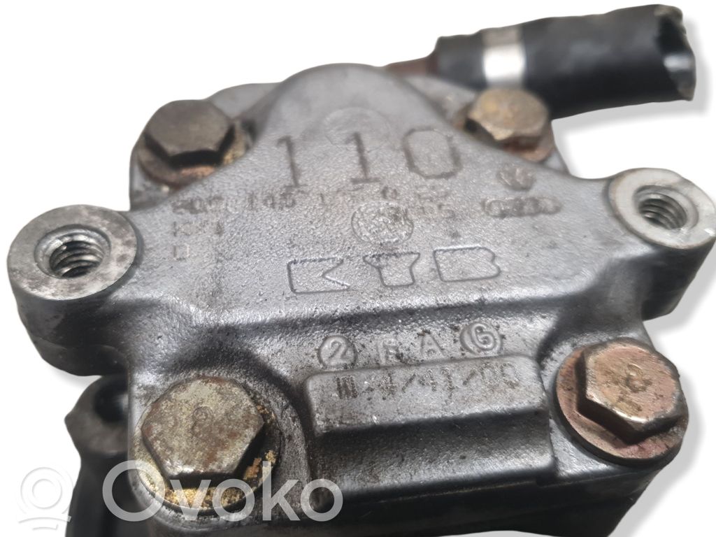 Volkswagen PASSAT B5.5 Ohjaustehostimen pumppu 