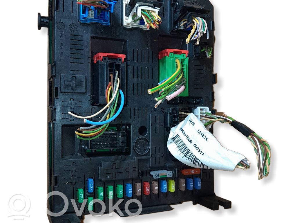 Módulo de confort/conveniencia   967847688001,20977771