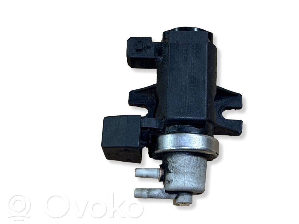 BMW 7 F01 F02 F03 F04 Zawór podciśnienia / Elektrozawór turbiny 