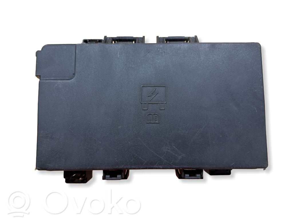 Dodge Durango III Fuse box set 