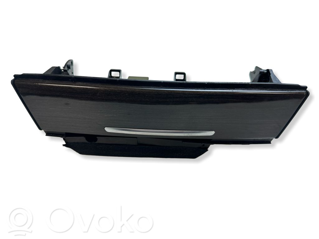 BMW 7 F01 F02 F03 F04 Popielniczka deski rozdzielczej 