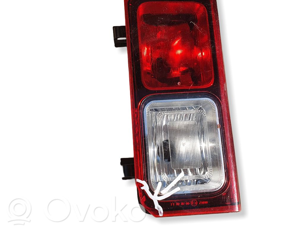 Renault Trafic III (X82) Rear/tail lights 