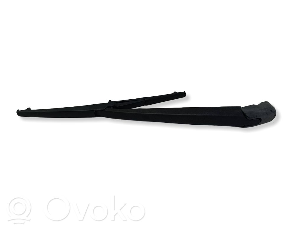 Mazda 6 Ramię wycieraczki szyby tylnej 