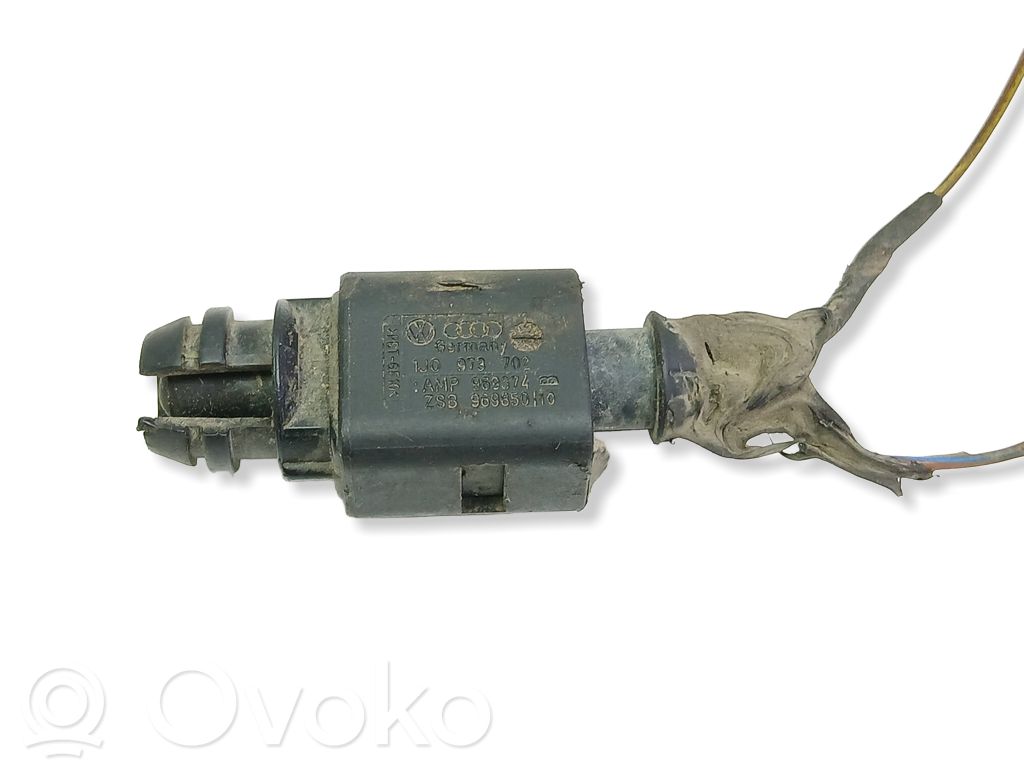 Sensor de temperatura interna/externa   1J0973702,96985010