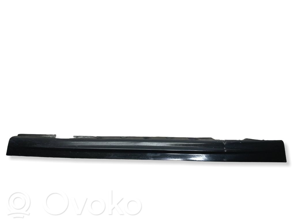 Slenkstis   8209756