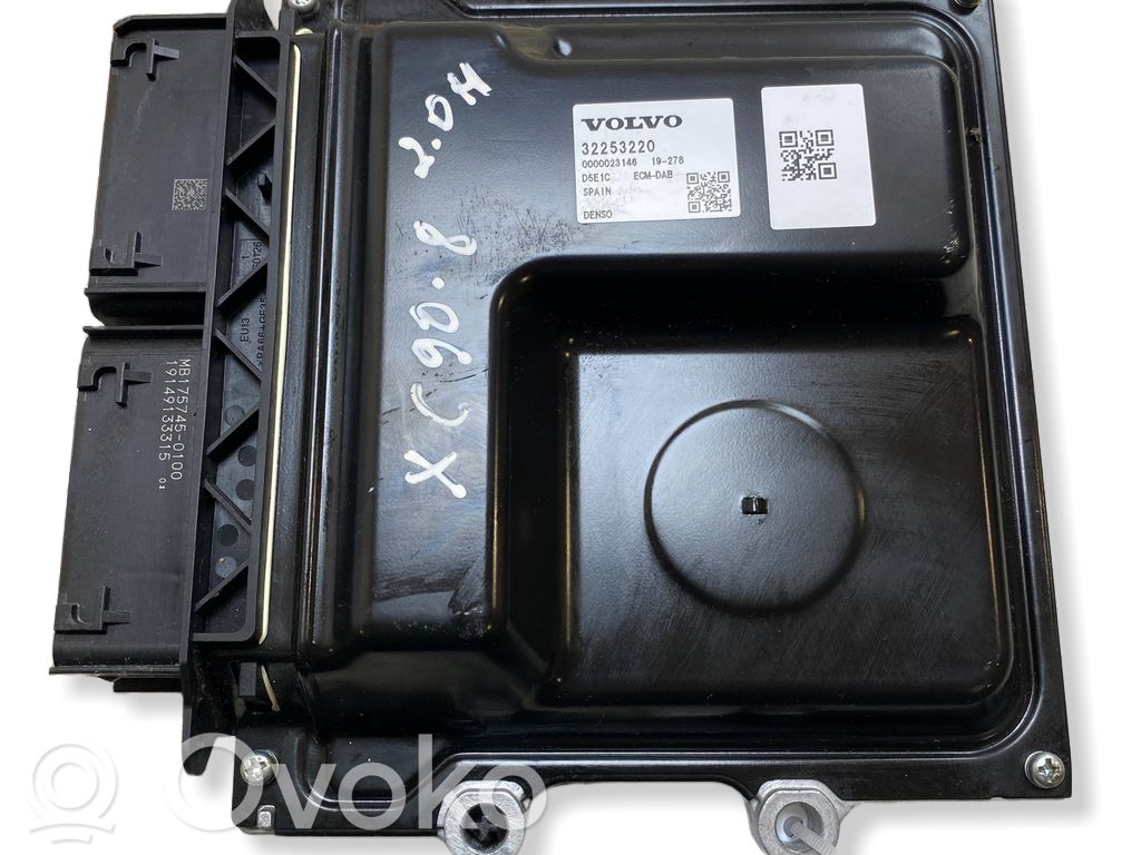 Volvo XC90 Engine control unit/module 