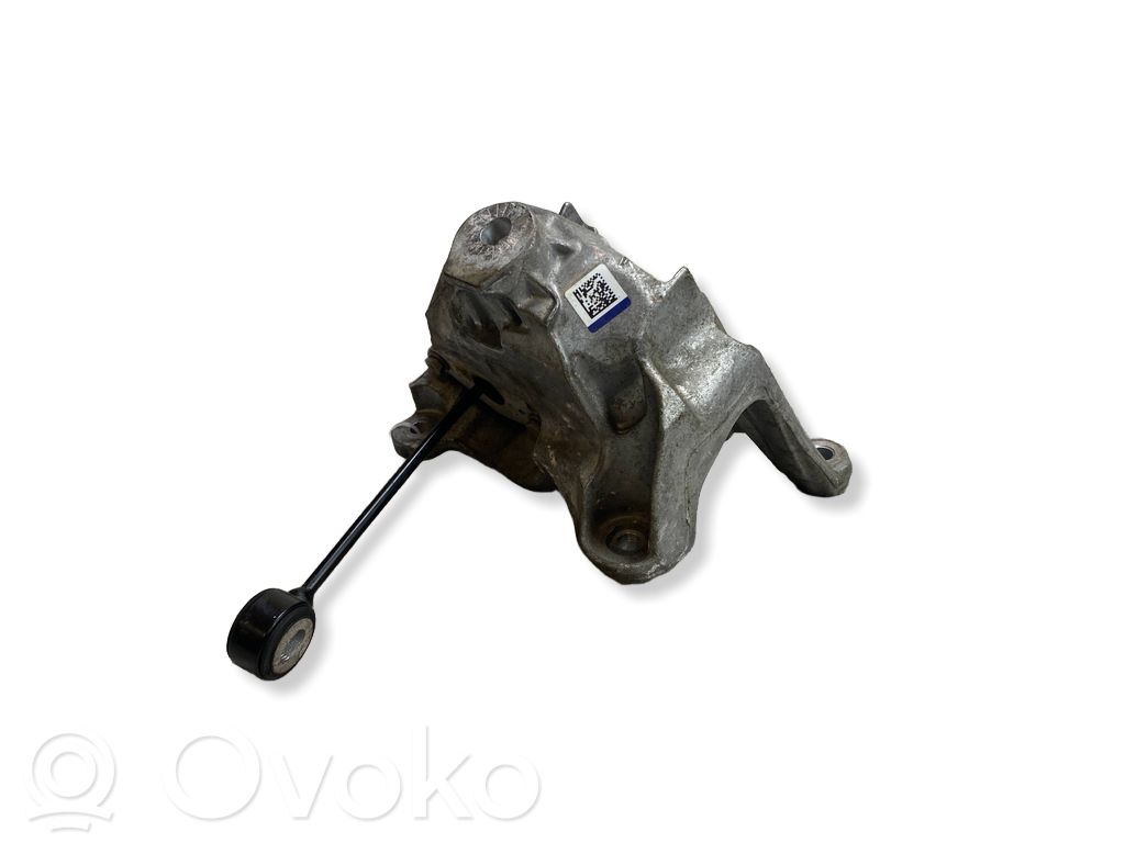 Engine mounting bracket   80A199307D