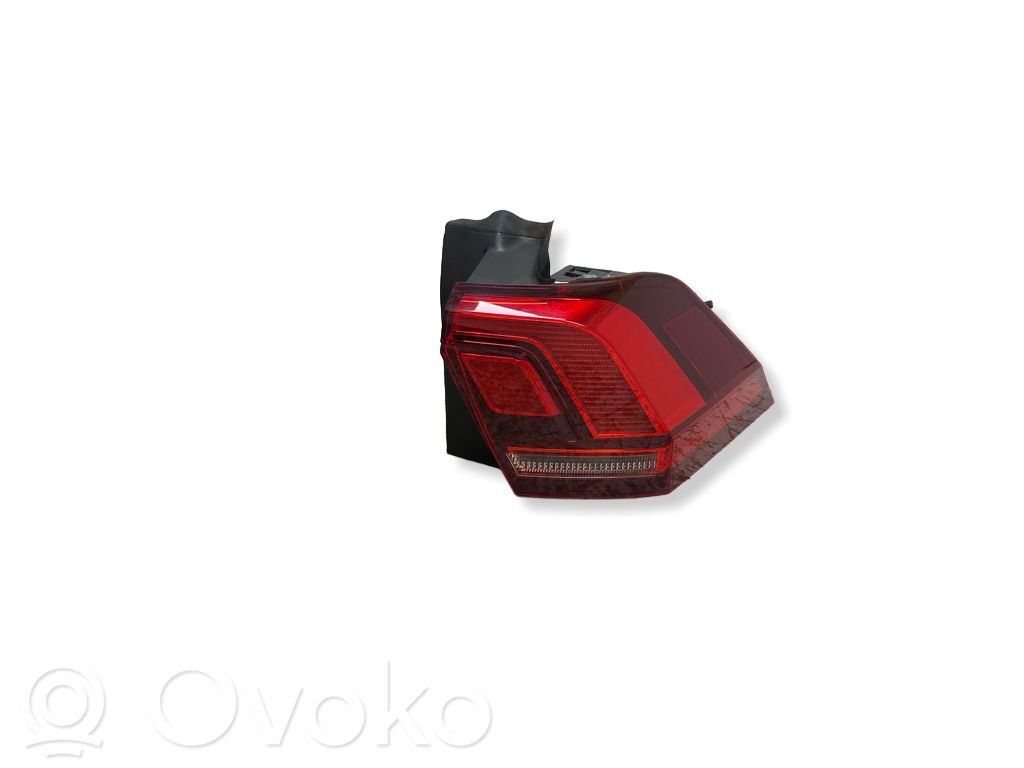 Volkswagen Tiguan Lampa tylna 