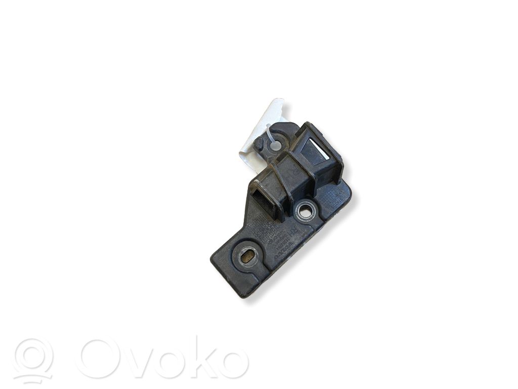 Volvo XC90 Front bumper mounting bracket 
