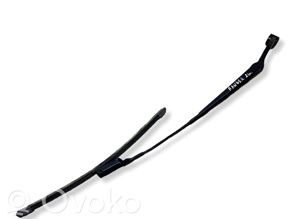 Front wiper blade arm