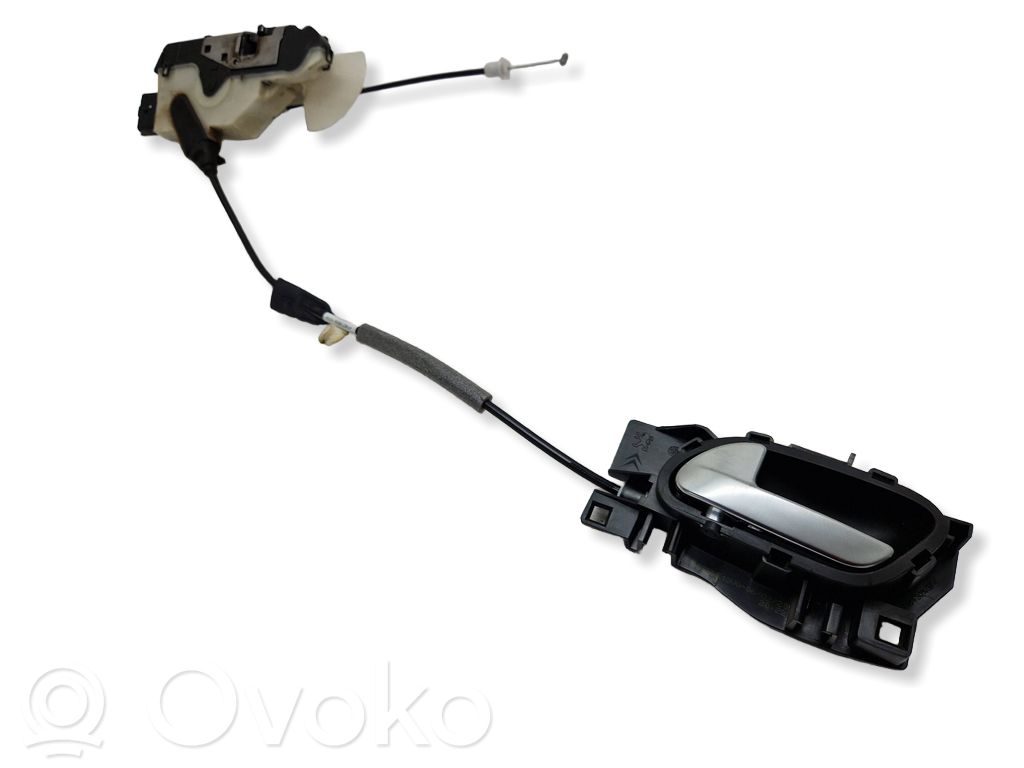 Peugeot 208 I Front door lock 