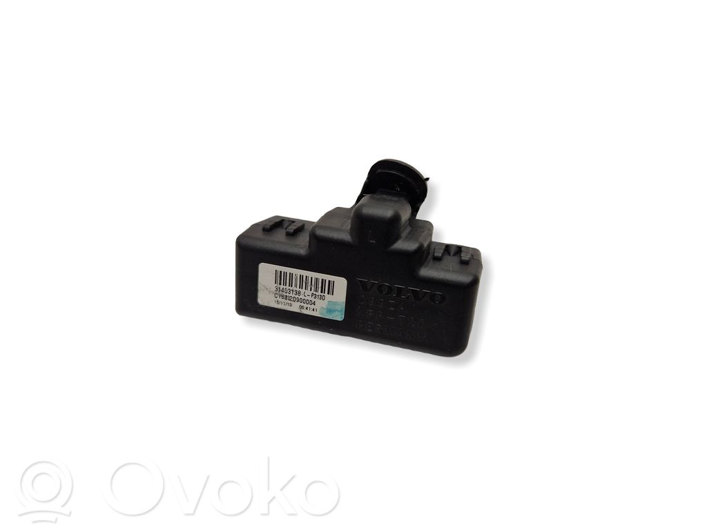 Volvo V70 Luz interna puerta delantera 