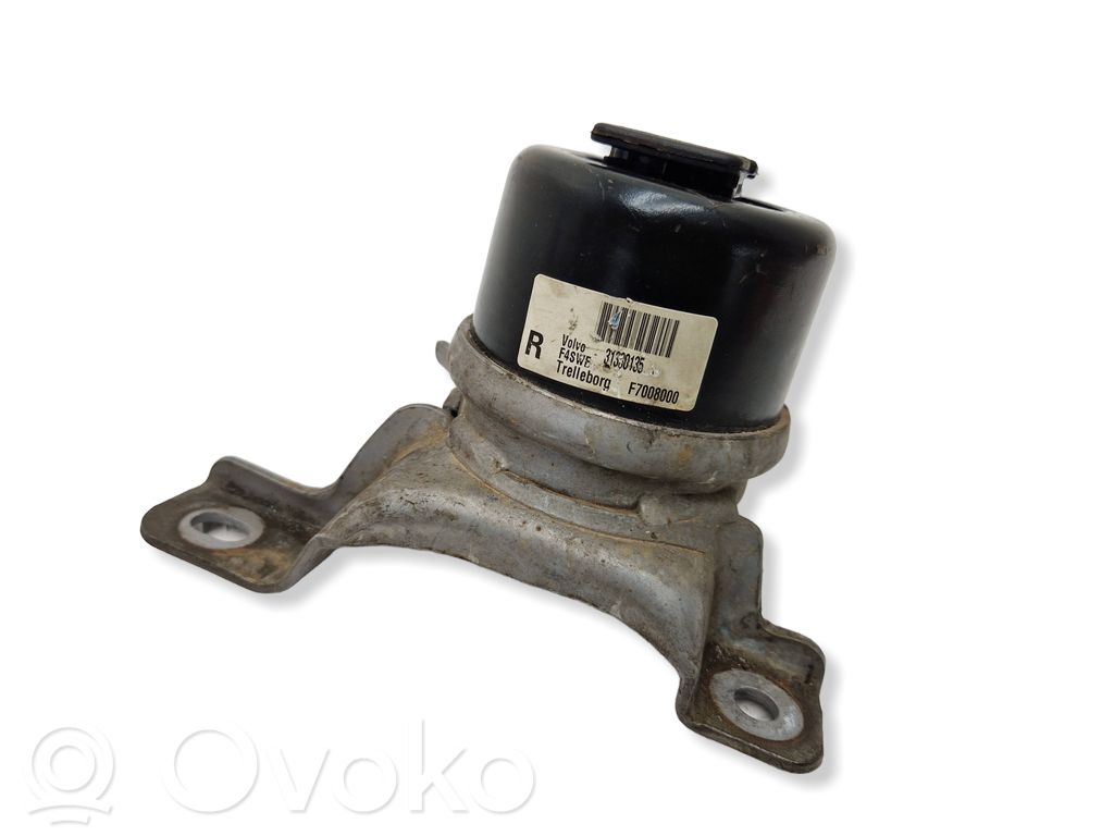 Engine mount bracket   31330135,F7008000