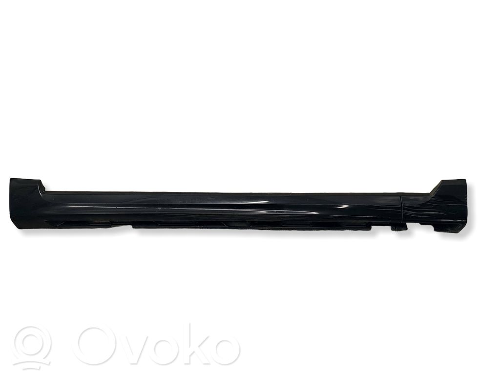 Slenkstis   30678564