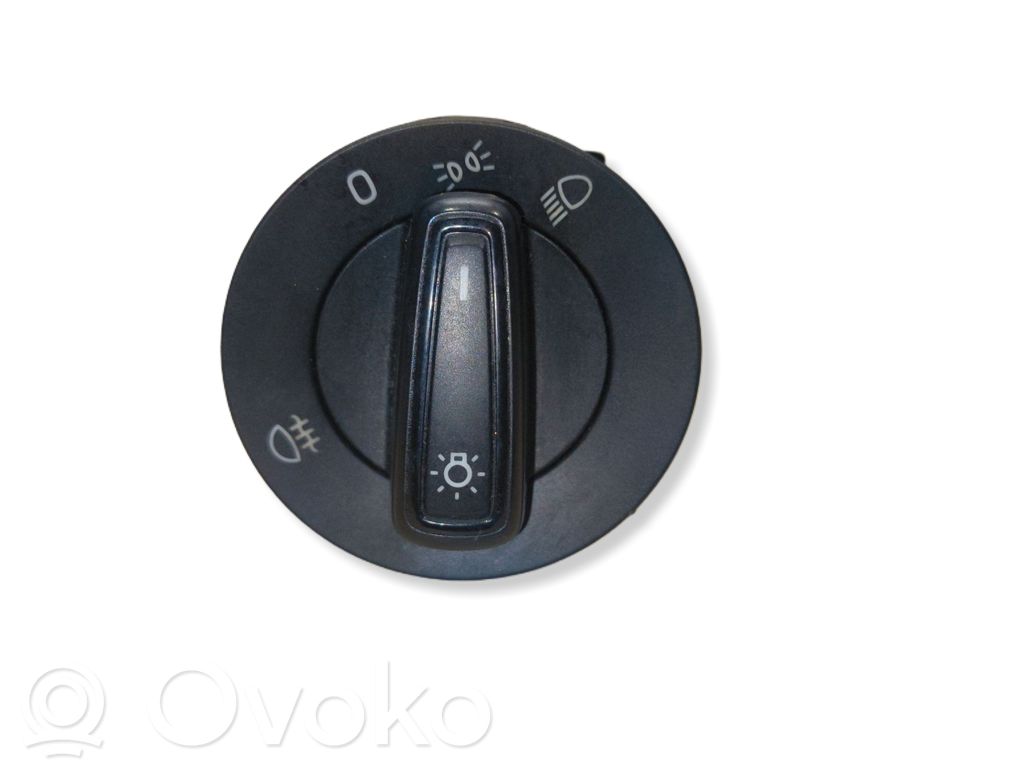 Skoda Octavia Mk3 (5E) Interruptor de luz 