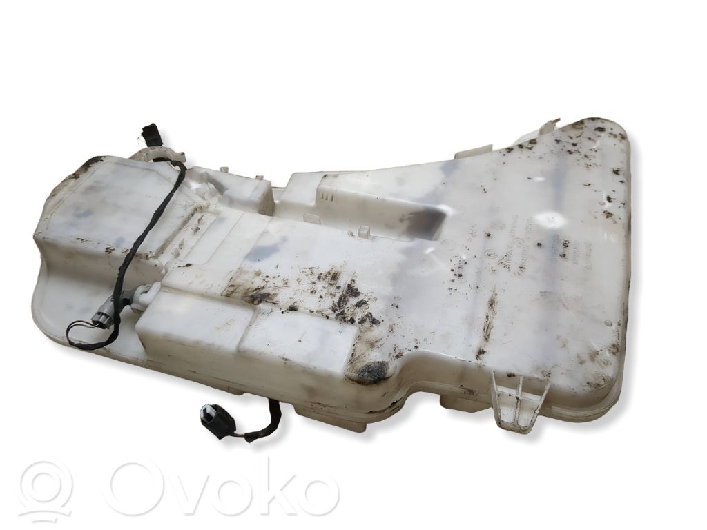 BMW 5 F10 F11 Langų skysčio bakelis 
