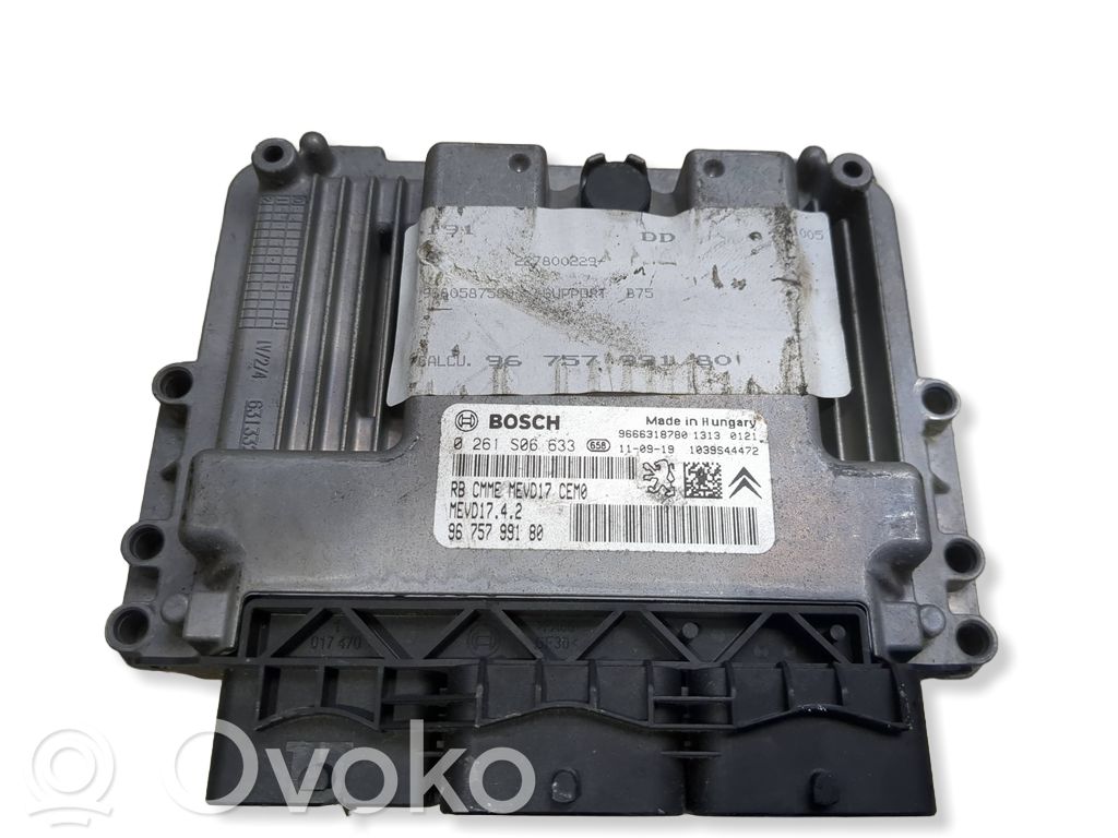 Peugeot 208 I Engine control unit/module 