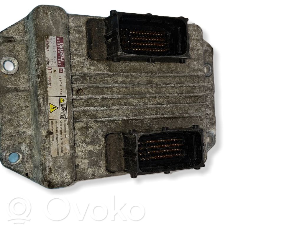 Opel Combo C Engine control unit/module 