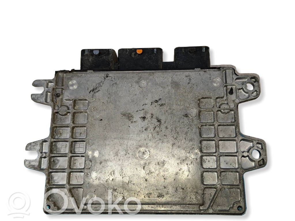 Nissan Qashqai Engine control unit/module 