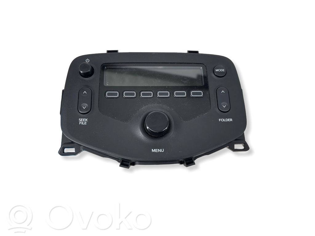 Toyota Aygo AB40 Radio / CD/DVD atskaņotājs / navigācija 