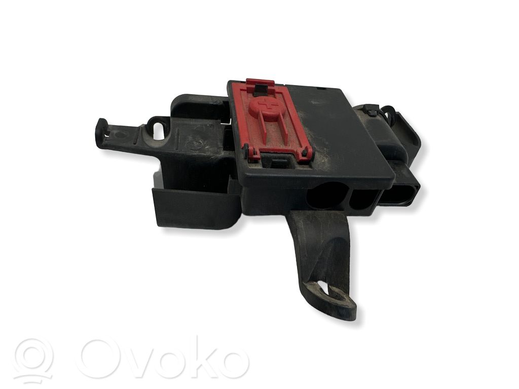 Audi Q7 4M Current control relay 