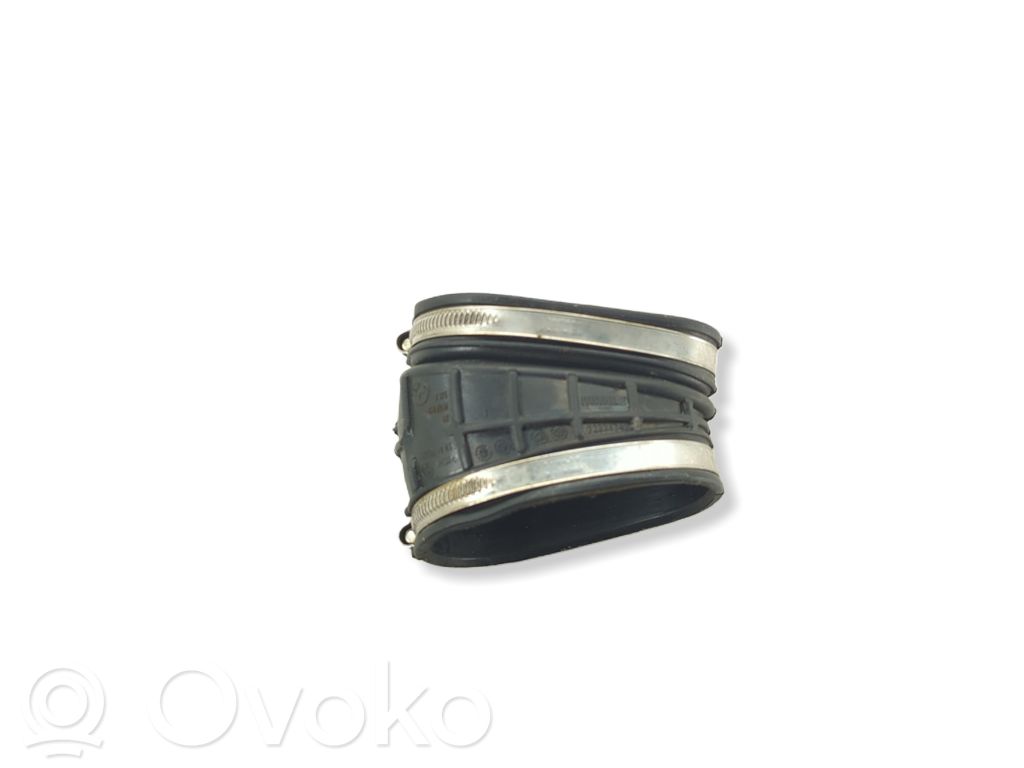 Mocowanie / uchwyt filtra oleju   8613156,51750610,72336347