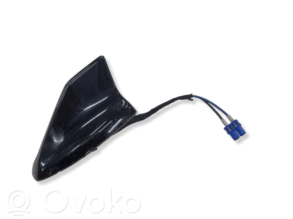 Ford Mustang VI GPS-pystyantenni 