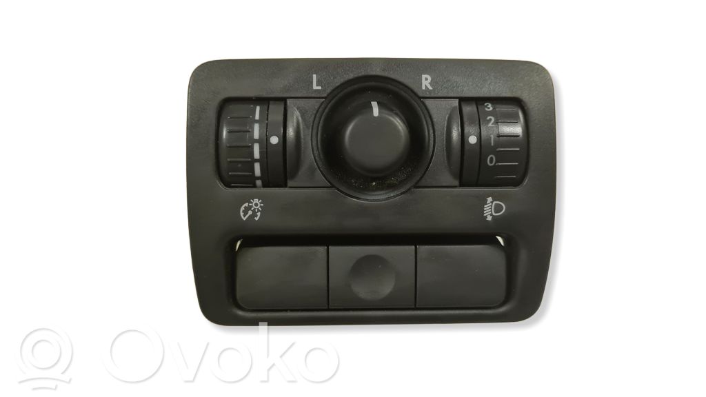 Subaru Outback Wing mirror switch 