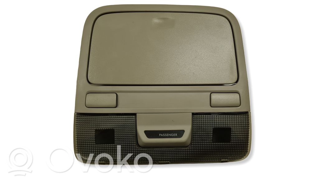 Subaru Outback Front seat light 