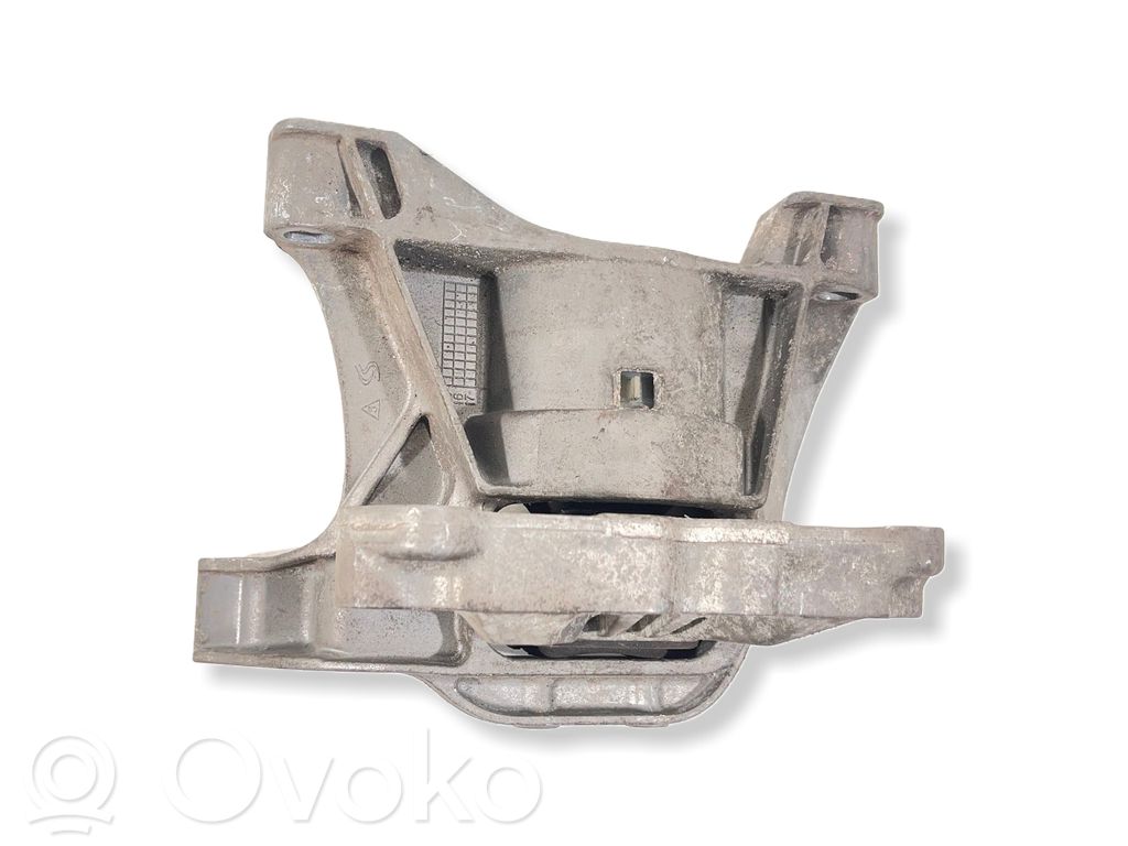 Peugeot 3008 I Engine mount bracket 