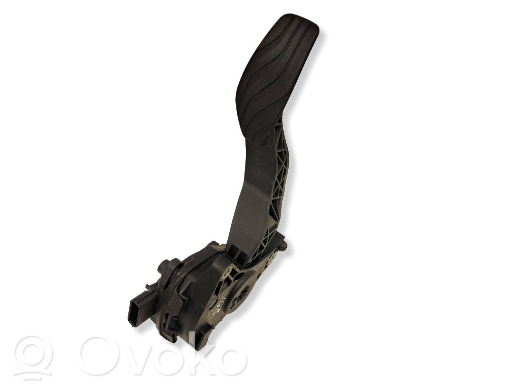 Nissan Qashqai Accelerator throttle pedal 