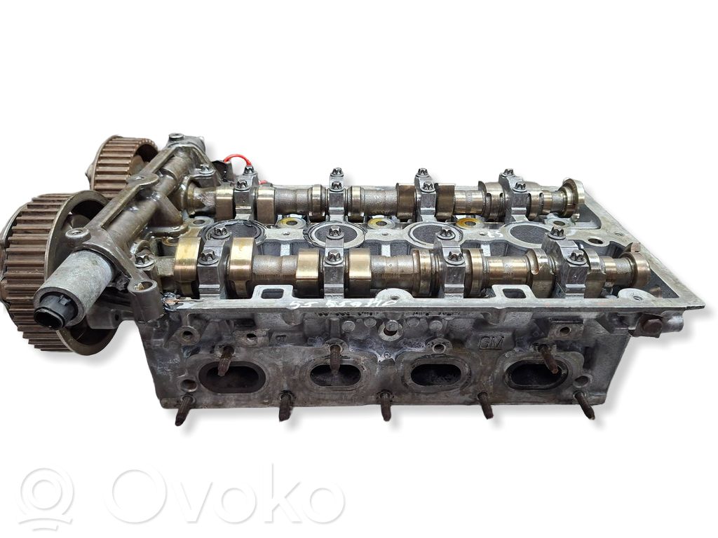 Opel Zafira B Engine head 