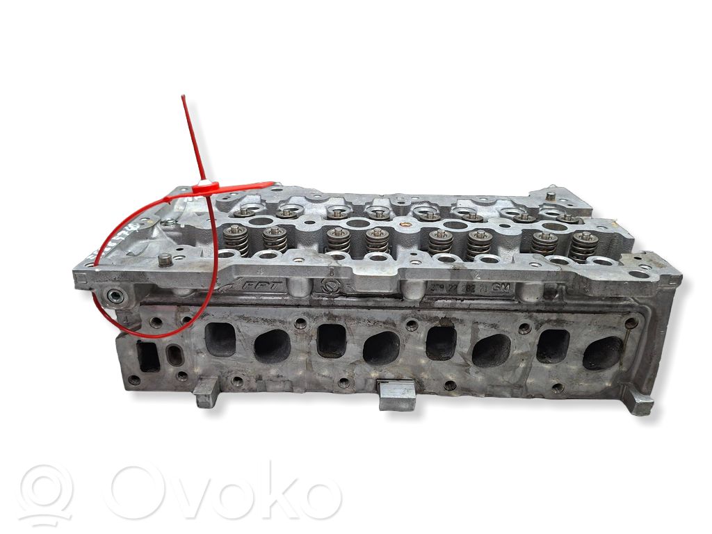 Opel Corsa E Engine head 