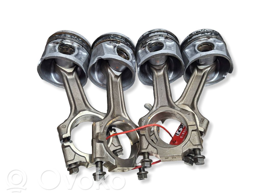 Fiat Doblo Piston with connecting rod 