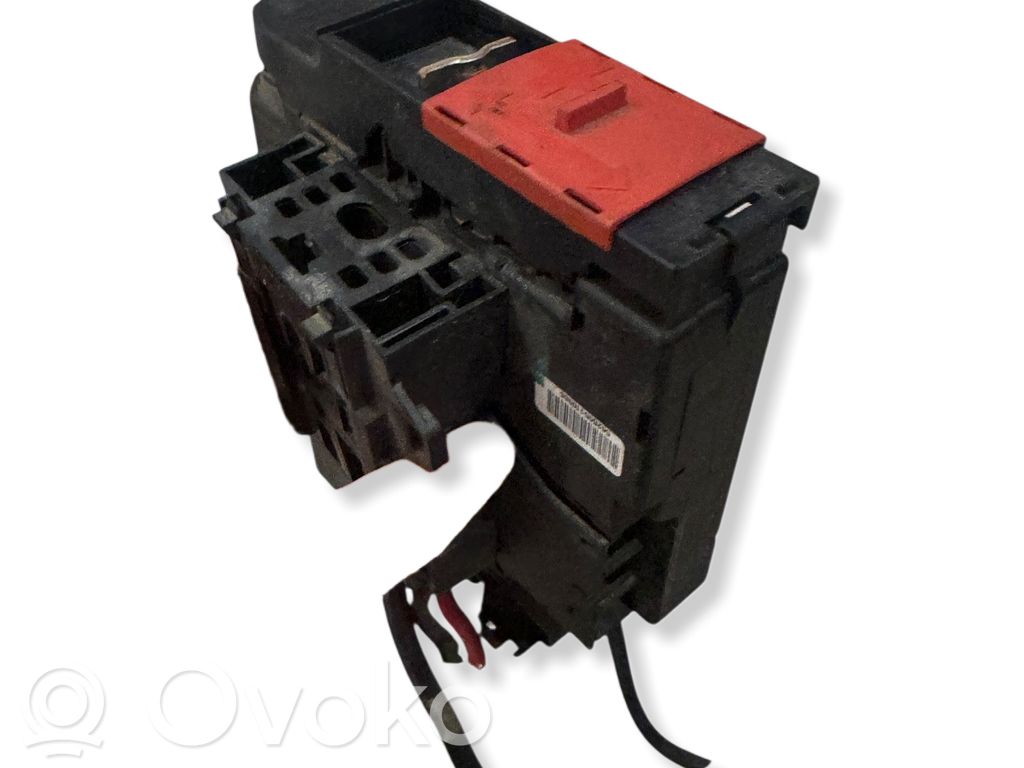 Mercedes-Benz C W204 Fuse box set 