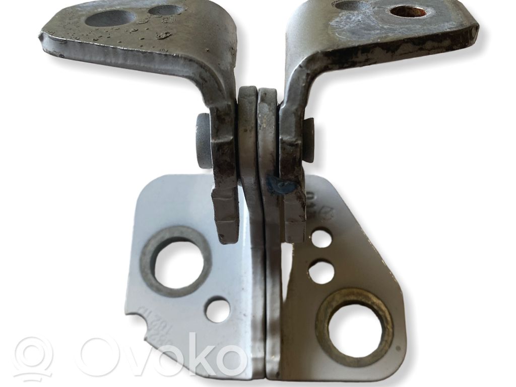 Jeep Grand Cherokee WL Rear door upper hinge 