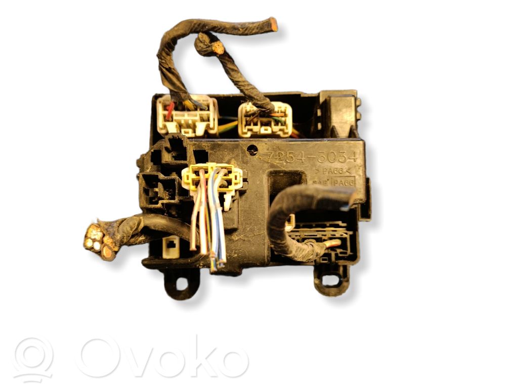 Mazda 323 F Fuse box set 