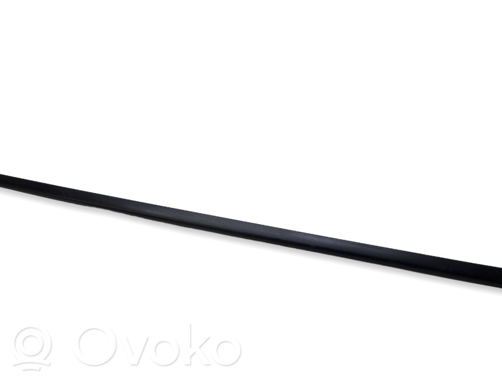 Audi Q4 Sportback e-tron Windshield trim 